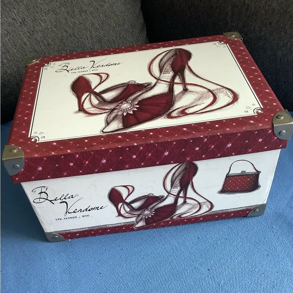 Bella Vendome 5th Venue Tri-Coastal Design Wooden Vanity/Decorative Case Box EUC
